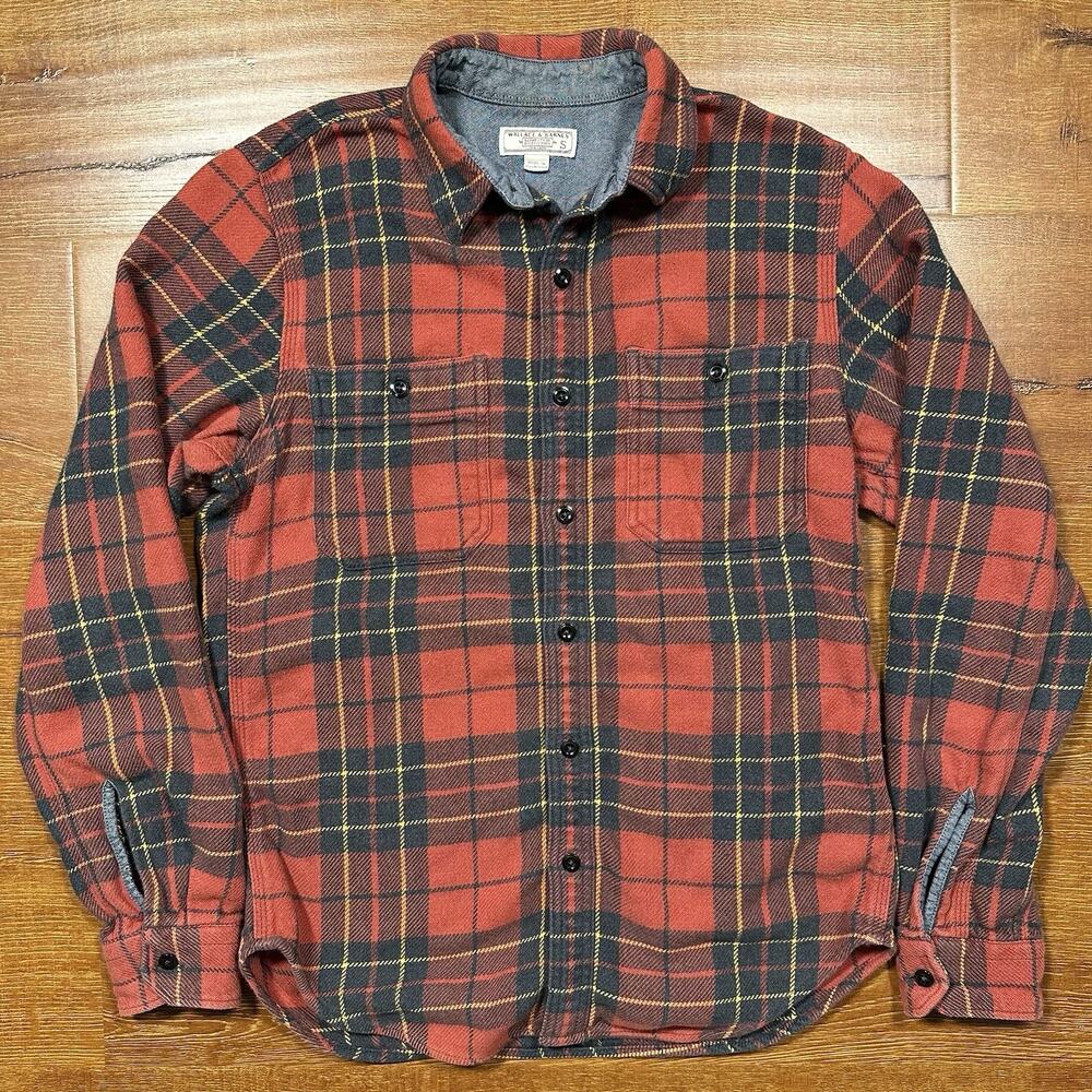 Wallace & Barnes Flannel Button Up Shirt Mens S Red Tartan Plaid Classic Fit